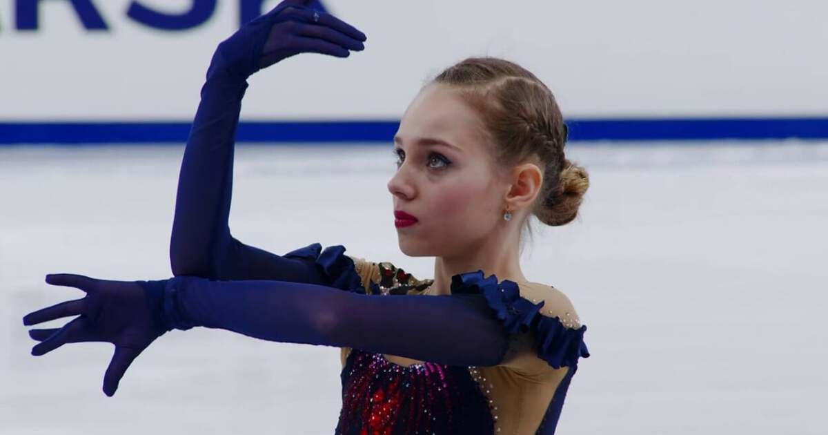 Анастасия Зинина: «Думала, что Плющенко – строгий тренер, но это неправда. Он добрый. Смотря ему в глаза, видишь, что человек в тебя верит»
