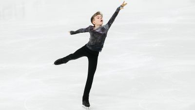 Лев Лазарев: «Сравнения с фигуристками не обижают. Сейчас девочки катаются на высочайшем уровне»