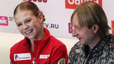 Плющенко о перспективах Трусовой в легкой атлетике: «Не знаю, в каких дисциплинах ей выступать там. Лучше спросить об этом Юрия Борзаковского»