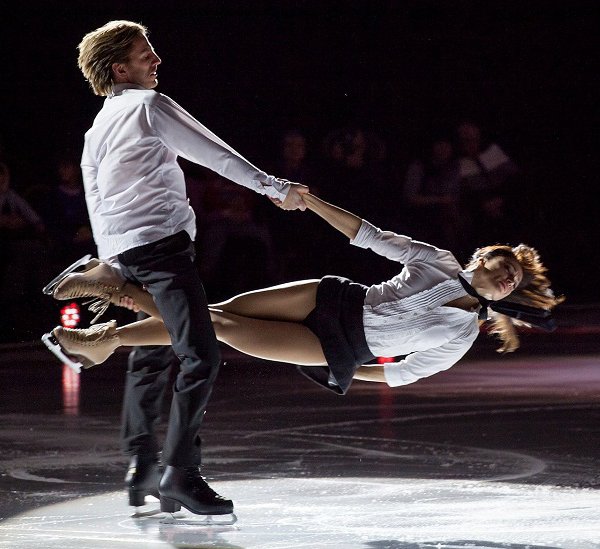 Самодурова гуляет по Минску, Браун передаст игрушки со Skate America в детский дом. Главное из соцсетей фигуристов