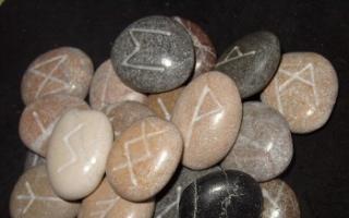DIY runes made from stones